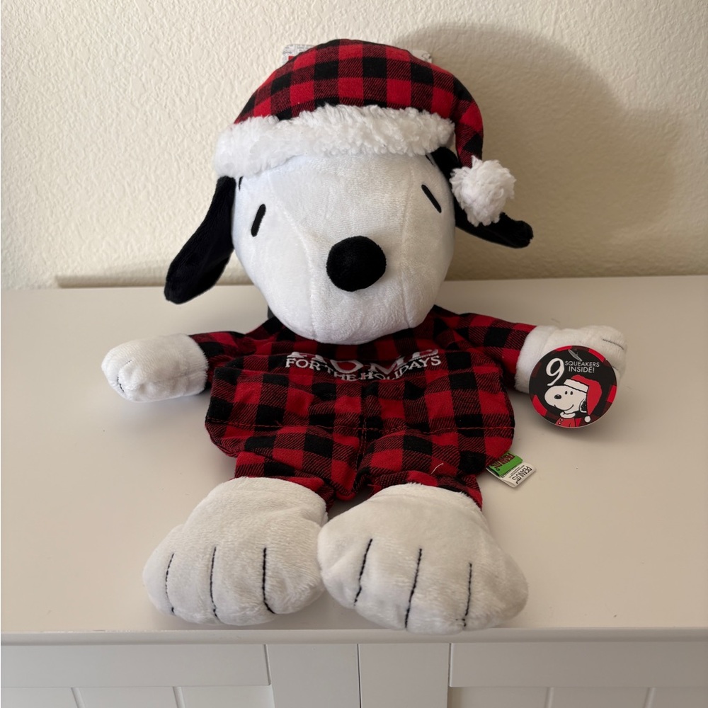 Dog Toy Peanuts Snoopy
Plush Christmas Gift Present
